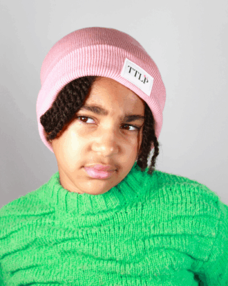 Bonnet TTLP Rose Poudré – bonnet pastel doux et élégant, création Tutu la Praline.