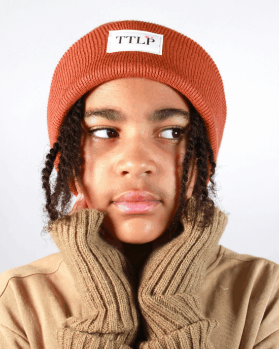 Bonnet TTLP Terracotta – bonnet chaud couleur terre cuite, maille douce et moderne, création Tutu la Praline.