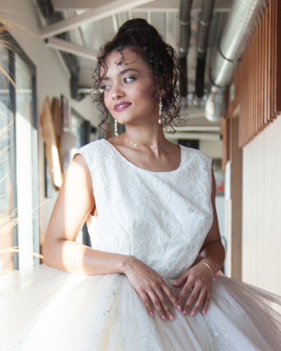 Haut dentelle mariée vu de devant