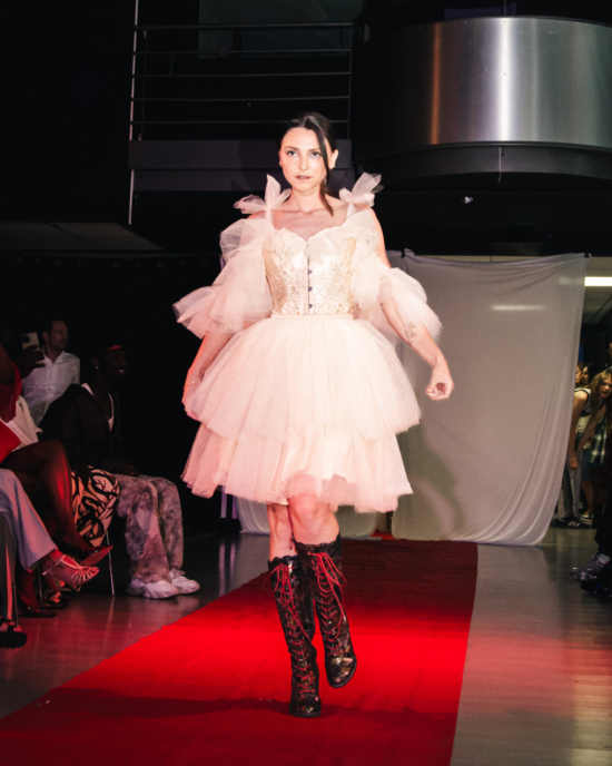 defile